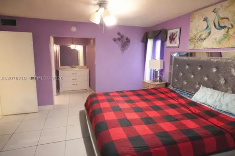 3774 Inverrary Blvd #101P, Lauderhill, FL 33319