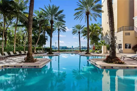 17125 N Bay Rd #3105, Sunny Isles Beach, FL 33160