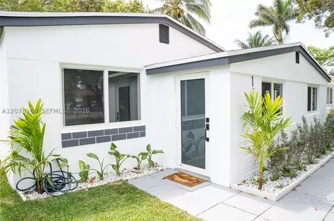 1640 NE 172nd St, North Miami Beach, FL 33162