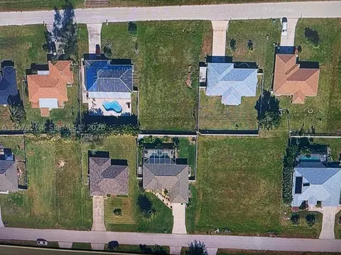 322 NE 11th, Cape Coral, FL 33909