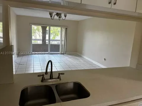 7830 Camino Real #K310, Miami, FL 33143