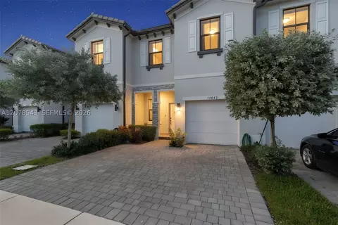 13043 SW 286th Way, Homestead, FL 33033