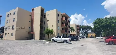 677 SW 9th Ave #102, Miami, FL 33130