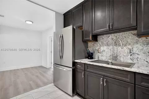 Kitchen - 40 NW 68th St, Miami, FL 33150 photo 2 of 3