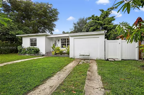 Exterior - 40 NW 68th St, Miami, FL 33150 photo 1 of 6