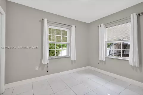 Bedroom - 40 NW 68th St, Miami, FL 33150 photo 2 of 2