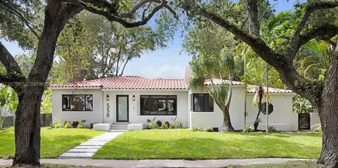 558 NE 94th St, Miami Shores, FL 33138