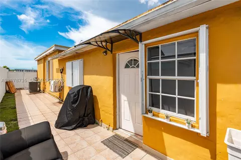 Exterior - 359 W 35th St, Hialeah, FL 33012 photo 1 of 4