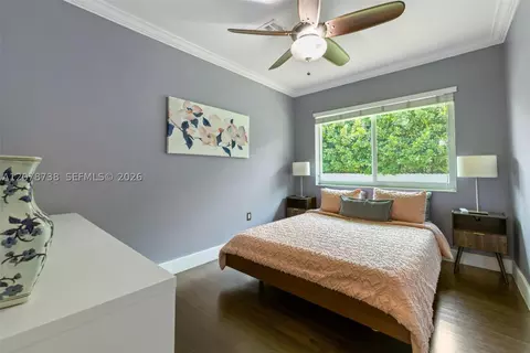 6140 SW 65th Ave, South Miami, FL 33143