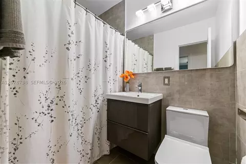 6140 SW 65th Ave, South Miami, FL 33143