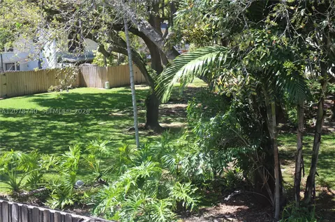 3302 Farragut St #5F, Hollywood, FL 33021
