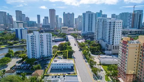 529 W Flagler St, Miami, FL 33130 photo 7