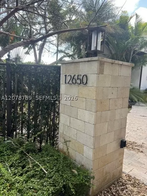 12650 SW 77th Ave, Pinecrest, FL 33156