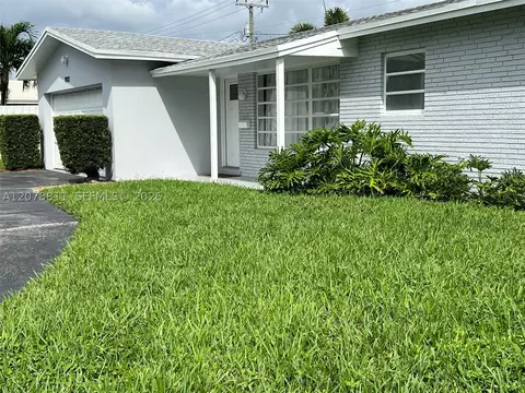 1931 NE 55th Ct, Fort Lauderdale, FL 33308