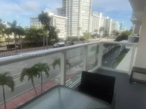 5601 Collins Ave #415, Miami Beach, FL 33140