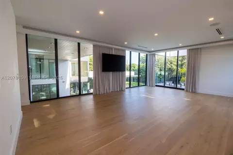Living - 7425 Howard Dr, Pinecrest, FL 33156 photo 13 of 13
