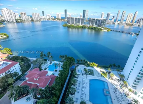 3301 NE 183rd St #1105, Aventura, FL 33160