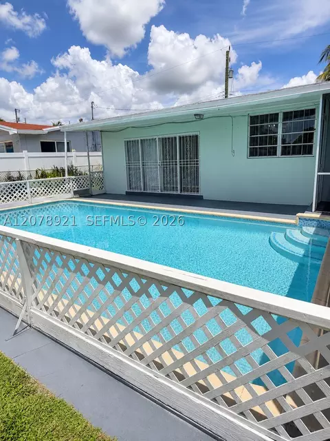 1820 NW 172nd Ter, Miami Gardens, FL 33056