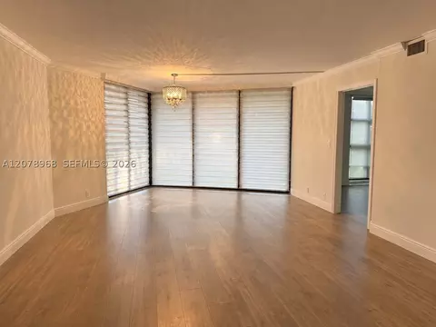 4000 Towerside Ter #304, Miami, FL 33138