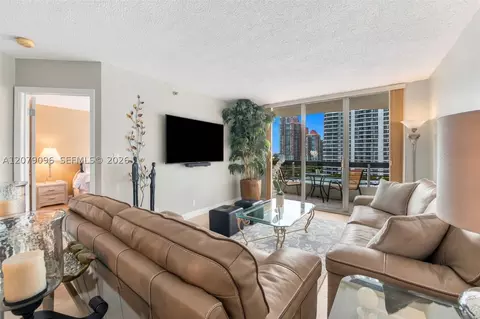 3600 Mystic Pointe Dr #903, Aventura, FL 33180