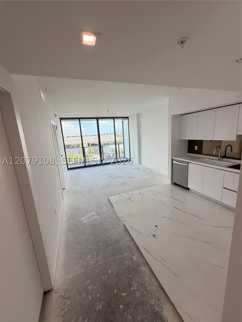 1170 E Hallandale Bch #403, Hallandale Beach, FL 33009