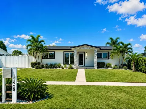 11925 SW 185th Ter, Miami, FL 33177