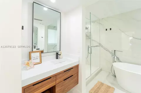 Bath - 8926 Emerson Ave, Surfside, FL 33154 photo 2 of 5