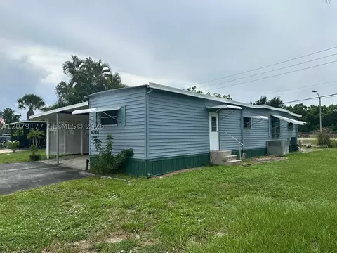 4046 67th Ln, Riviera Beach, FL 33404