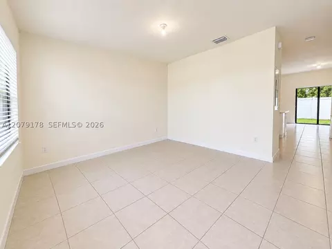Living - Undisclosed, Hialeah, FL 33018 photo 1 of 2