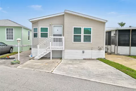 10701 S Ocean Dr, Jensen Beach, FL 34957