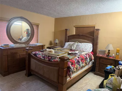 Bedroom - 962 E 19th St, Hialeah, FL 33013 photo 6 of 6