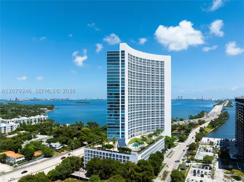 601 NE 36th St #1412, Miami, FL 33137