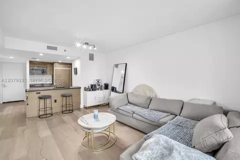 Other - Undisclosed, Miami, FL 33132 photo 4 of 16