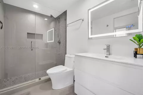 Bath - Undisclosed, Miami, FL 33132 photo 1 of 1