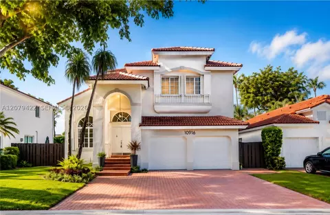 10916 NW 58th Ter, Doral, FL 33178