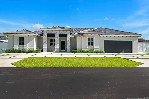 19803 SW 321 St, Homestead, FL 33030