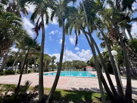 700 NW 214th St #411, Miami Gardens, FL 33169