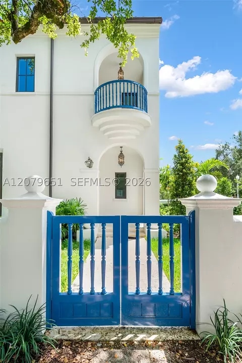 550 Malaga Ave #VILLA 1, Coral Gables, FL 33134
