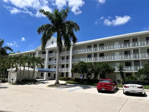 2621 Village Blvd #205, West Palm Beach, FL 33409