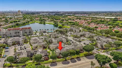 10300 NW 9th St Cir #203, Miami, FL 33172