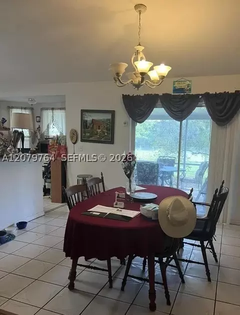 Dining - 2425 Delys St, Cocoa, FL 32926 photo 2 of 2