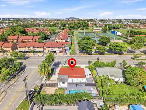 View/Area - 4041 W 8th Ave, Hialeah, FL 33012 photo 5 of 12