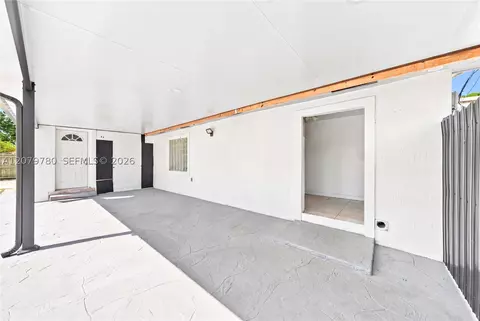 Other - 4041 W 8th Ave, Hialeah, FL 33012 photo 11 of 12