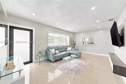 Living - 4041 W 8th Ave, Hialeah, FL 33012 photo 2 of 2