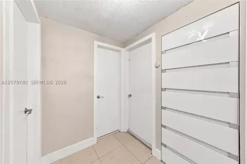 Entry Way - 4041 W 8th Ave, Hialeah, FL 33012 photo 1 of 1