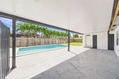 Other - 4041 W 8th Ave, Hialeah, FL 33012 photo 10 of 12