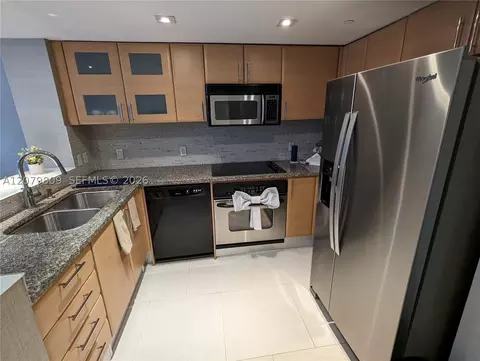 2101 Brickell Ave #1104, Miami, FL 33129