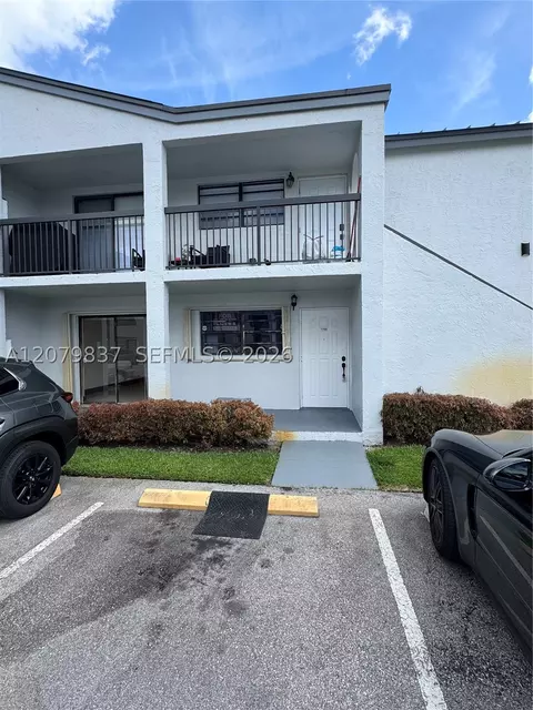 18224 Mediterranean Blvd #2-17, Hialeah, FL 33015