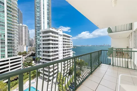 1408 Brickell Bay Dr #1215, Miami, FL 33131