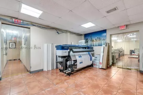 1060 E 24th St, Hialeah, FL 33013 photo 9